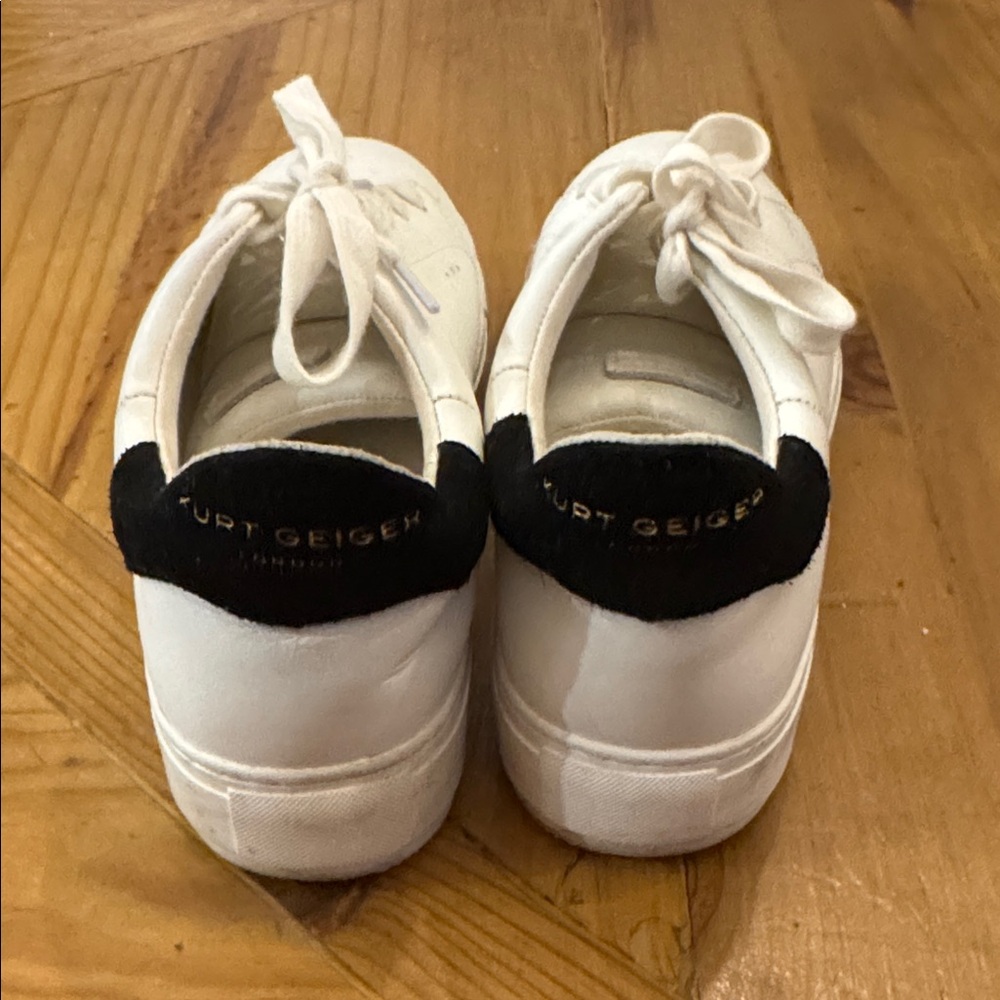 Kurt Geiger White Sneakers with Black Heel in Patch